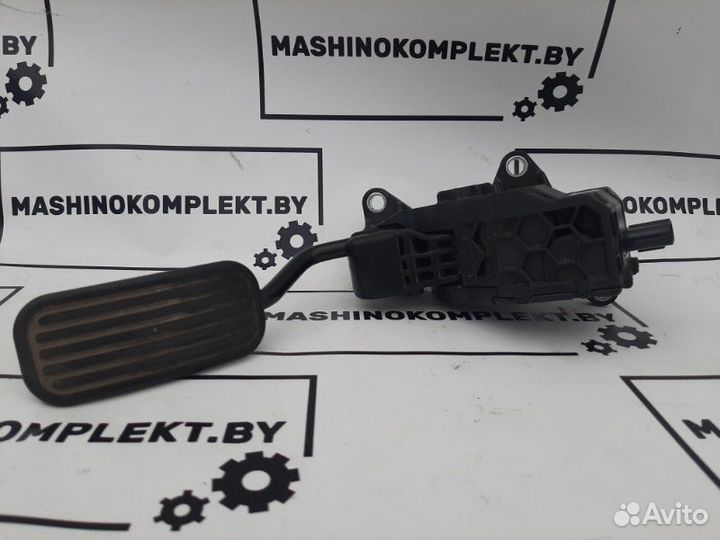 Педаль газа Toyota Land Cruiser 300 V35afts 2021