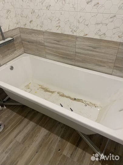 Ванна акриловая