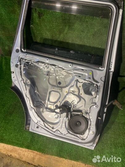Дверь задняя левая Mitsubishi Outlander CU5W 4G69