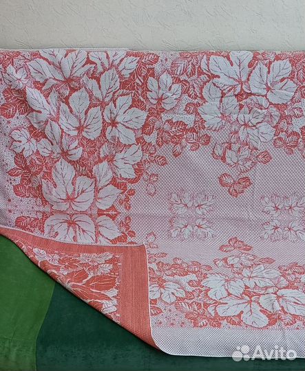 Простыни,наволочки,скатерти,покрывало,одеялаСССР