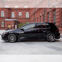 Volkswagen Golf R 2.0 AMT, 2019, 87 000 км, с пробегом, цена 4 100 000 руб.