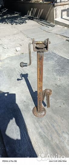 Домкрат реечный