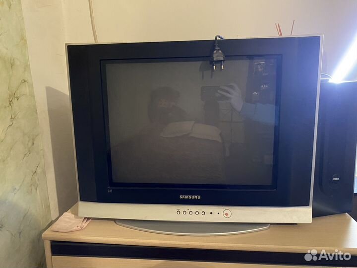 Телевизор samsung