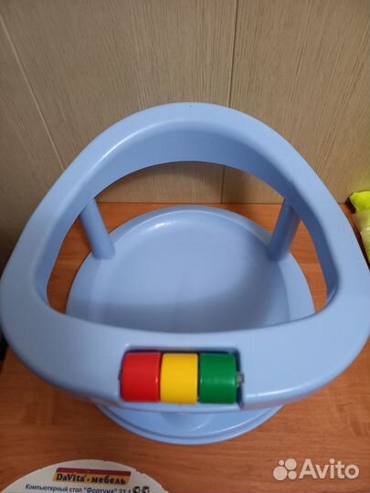 Стульчик для купания в ванной