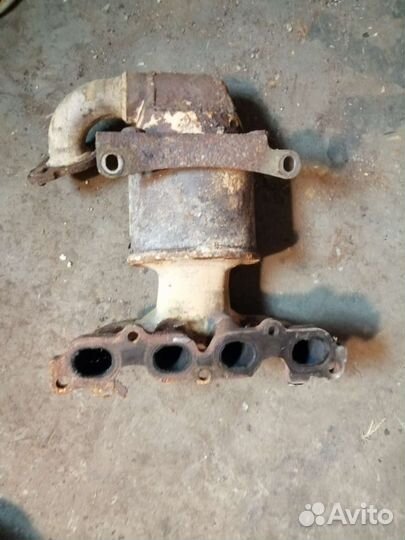 Выпускной коллектор Ford Fiesta