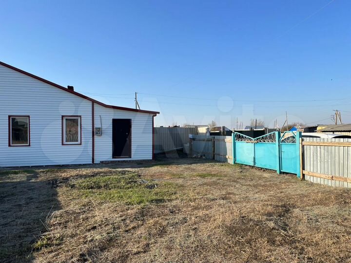 Дом 20 м² на участке 2 сот.