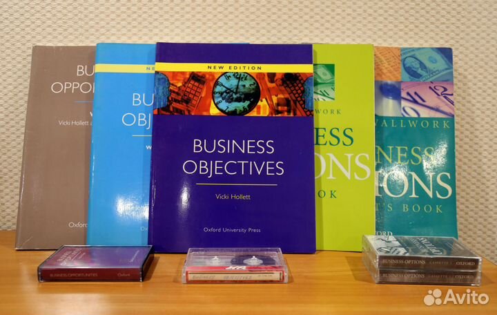 Business English (учебники, раб.тетради, кассеты)