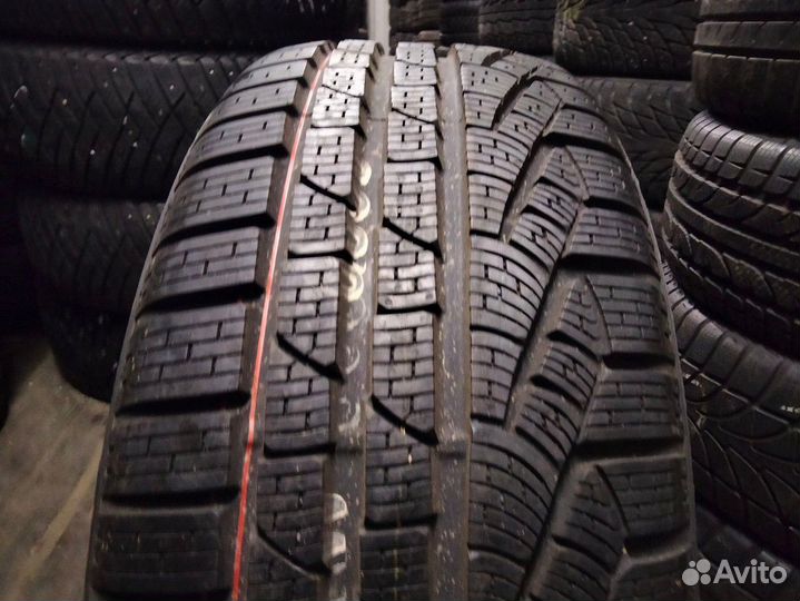 Pirelli Winter Sottozero II 225/55 R17 104C