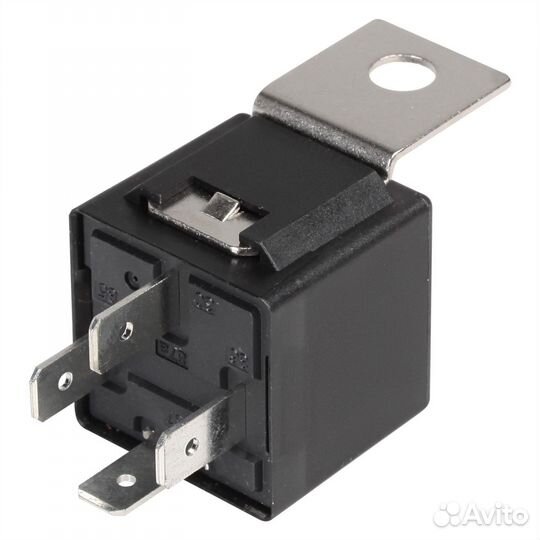 Реле автомобильное 4 контактное 12V 30A (с кронште