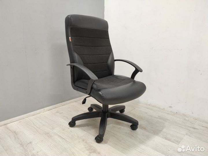Кресло компьютерное Easy Chair 639 б/у 12069