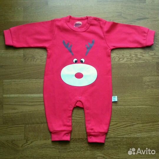 Новый комбинезон (размер 0-3 месяца)