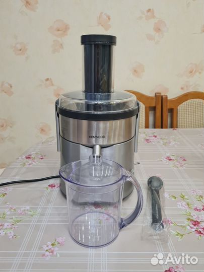 Соковыжималка Kenwood JE810