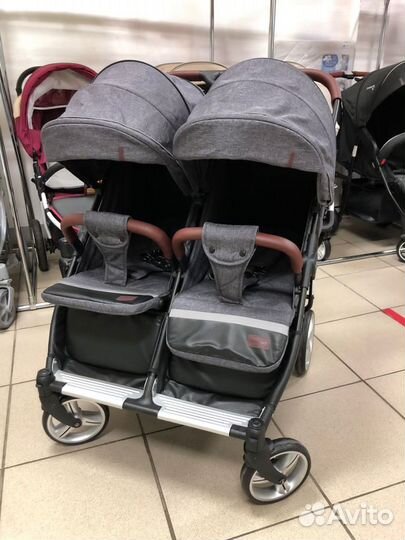 Коляска для двойни Carrello Connect с люльками