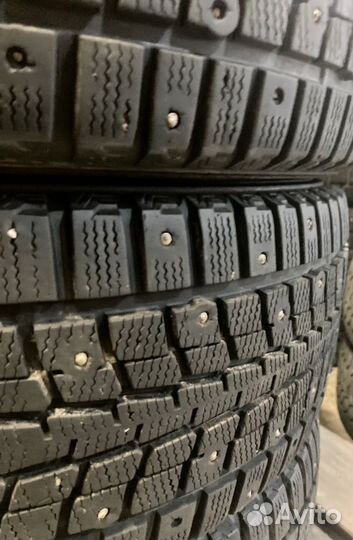 Dunlop SP Winter Ice 01 205/55 R16