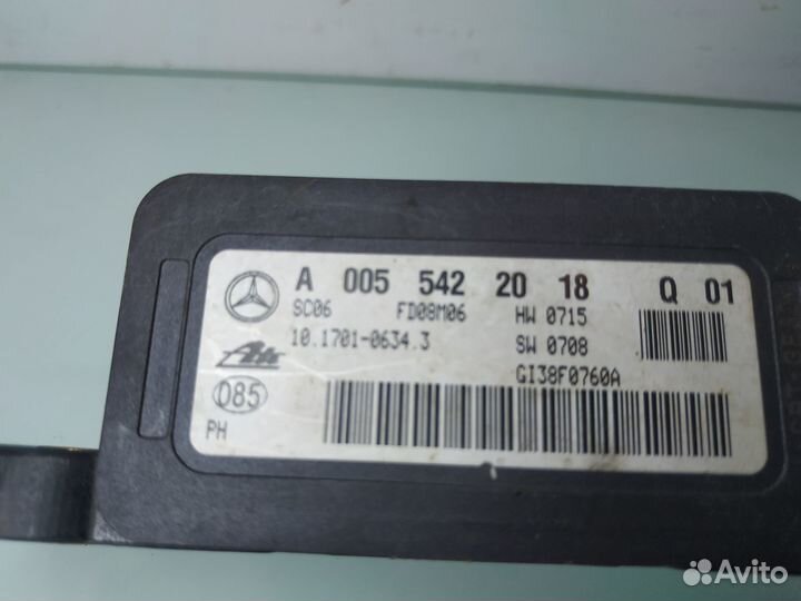 Датчик ускорения Mercedes W221 w216 S CL 221