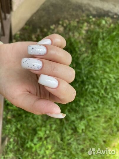 Маникюр и педикюр