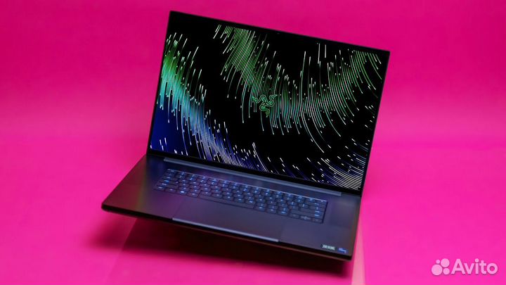 Razer Blade 18 Intel i9-13950HX RTX4090 16GB