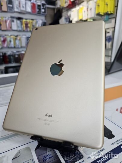 Apple iPad 5th gen 128gb