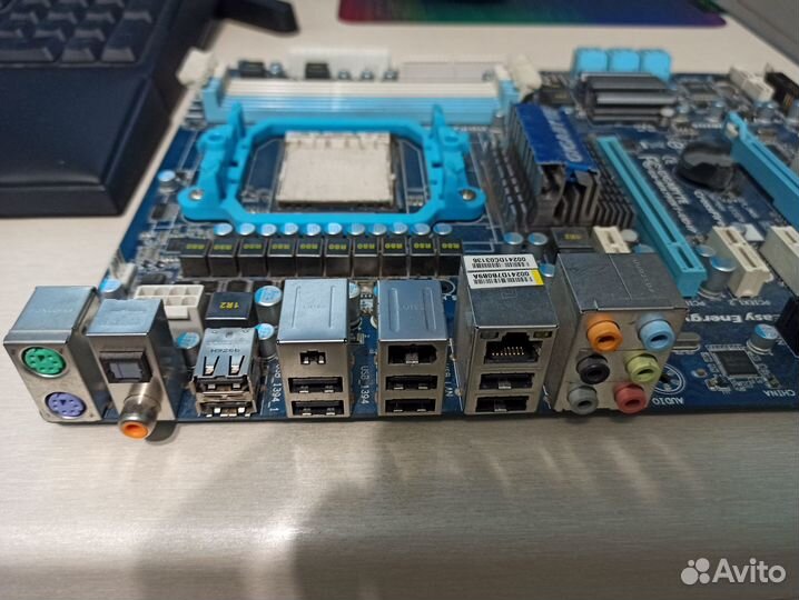 Материнская плата ga-ma790xt-ud4p