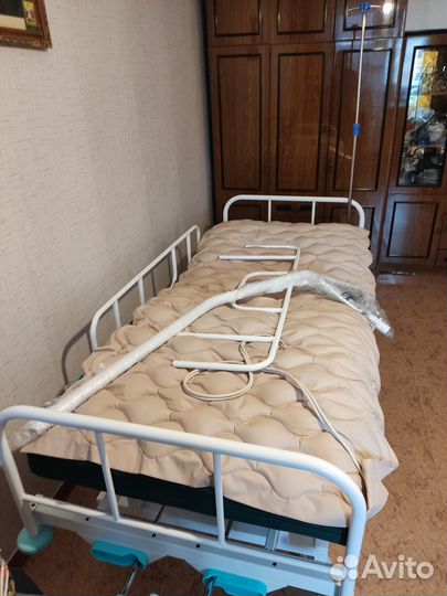 Медицинская кровать для лежачих больных бу
