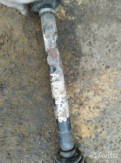 Привод Ауди 80 Б3 правый 1.8