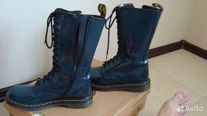 Женская обувь Dr. Martens