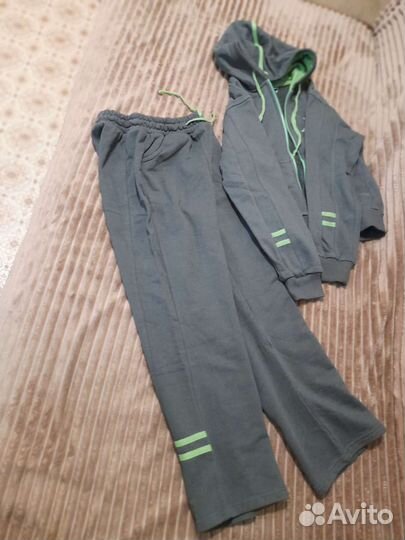 Спортивный костюм на мальчика