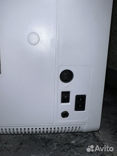 Швейно-вышивальная машина Bernina Chicago 7