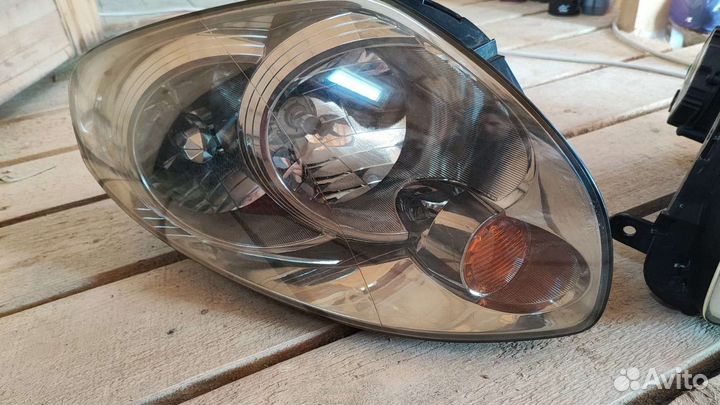 Фары Nissan skyline v35 / infiniti g35