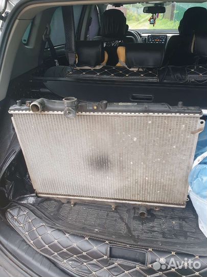 Радиатор охлаждения Мазда 626 1988 г.в