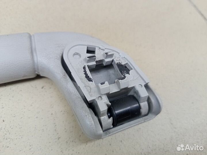 Ручка внутренняя потолочная Land Cruiser (150) -Pr