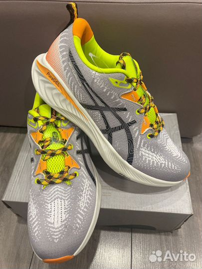 Новые кроссовки asics 44 размер