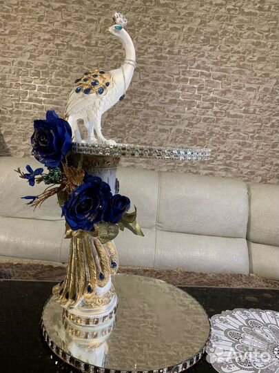 Лебедь.павлины слоны вазы