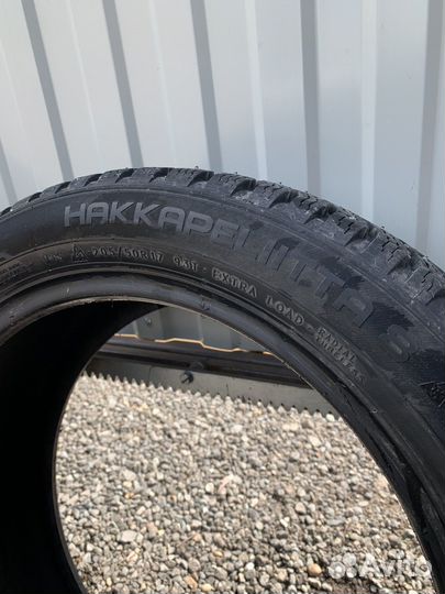 Nokian Tyres Hakkapeliitta 8 205/50 R17 93T