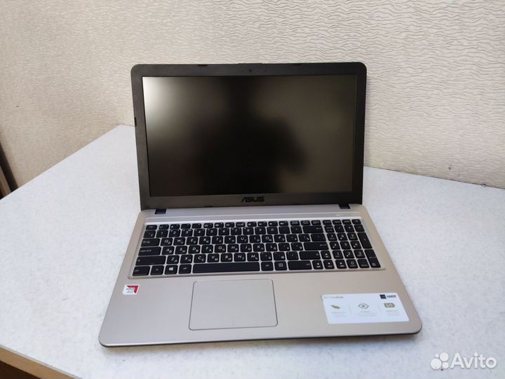 Ноутбук Asus новый AMD/FullHD/256SSD