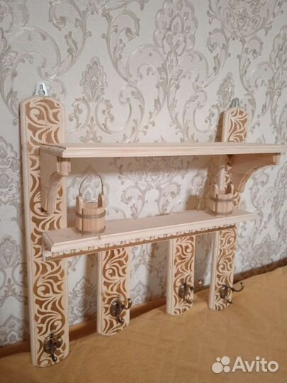 Вешалка- полка для бани