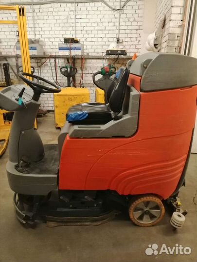 Поломоечная машина аккумуляторная бу