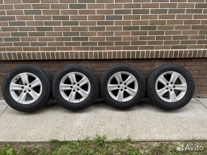 R17 Kumho Crugen HP91 235/65, PCD 5x114.3 DIA 60.1