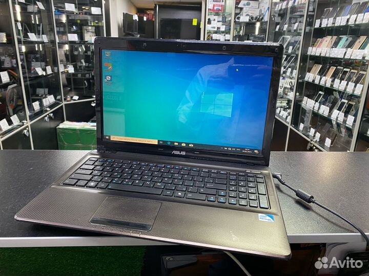 Нотбук Asus X52J i3-330M (K)