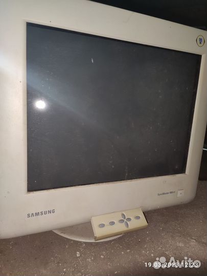 Монитор samsung syncmaster 900ift