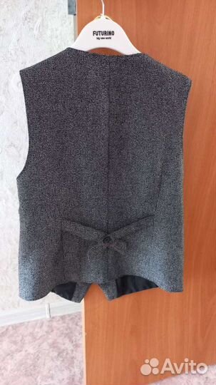 Жилетка для мальчика школьная