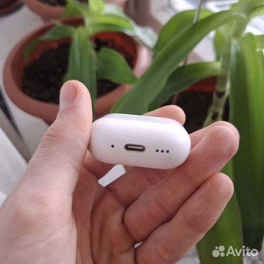 Наушники Apple AirPods 4