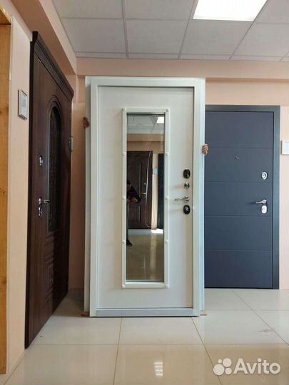 Входная дверь в дом Бьянка