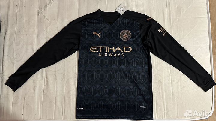 Лонгслив «Манчестер Сити» новый