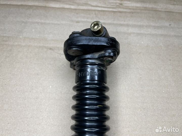 Рулевой карданчик на Mercedes W201 C190