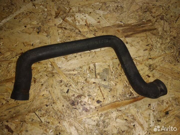 Патрубок системы охлаждения Mercedes Sprinter 901