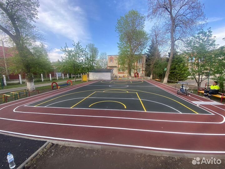 Бесшовное резиновое покрытие для площадок