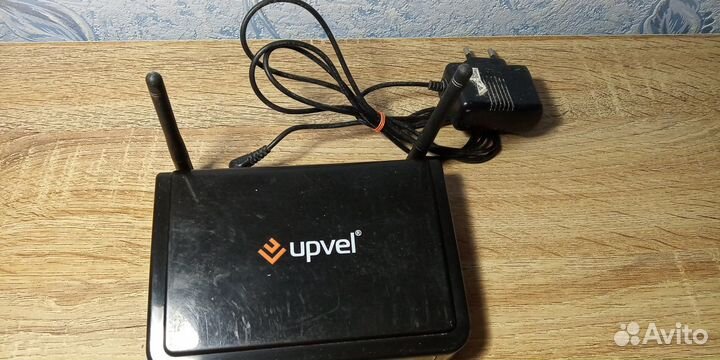 Wi-Fi роутер Upvel UR-325BN как на фото