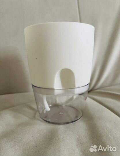 Горшок для цветов с автополивом