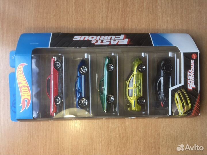 Hot wheels машинки